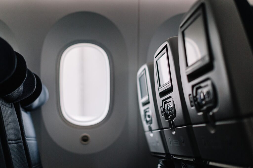 plane, seats, window-6511877.jpg